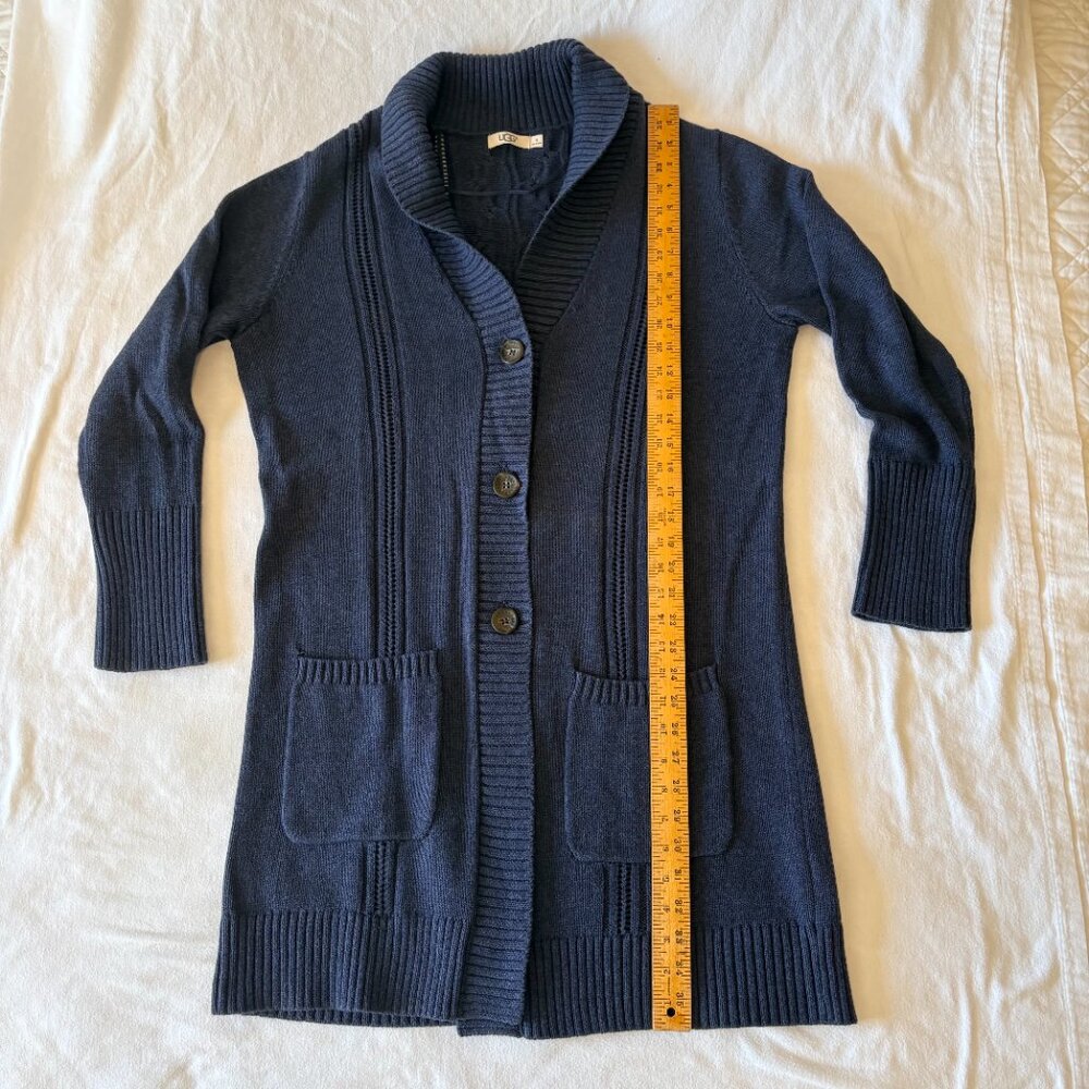 UGG XL Hayley Cardigan Navy Blue Heathered Chunky Cable Knit Sweater Cozy EUC - Picture 10 of 11